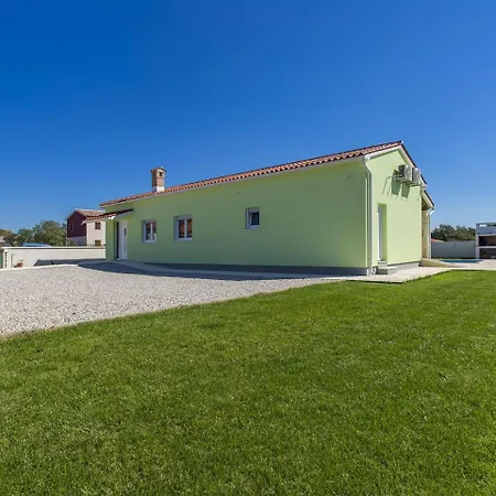 Villa Brand New Near Svetvincenat Štokovci